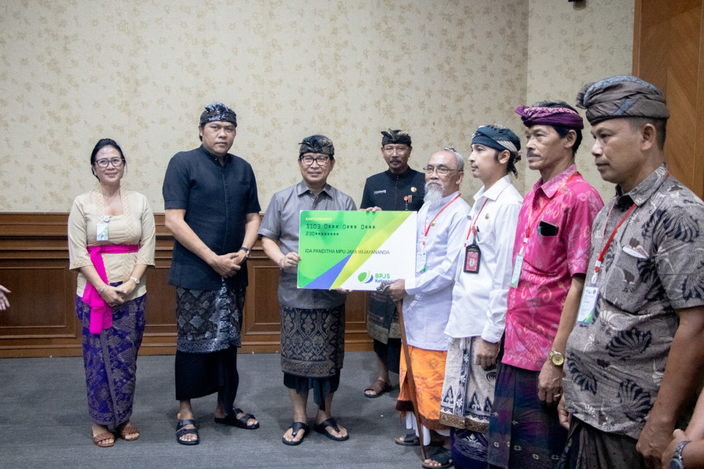 Realisasikan Kebijakan Bupati Badung Bagi Pekerja Adat